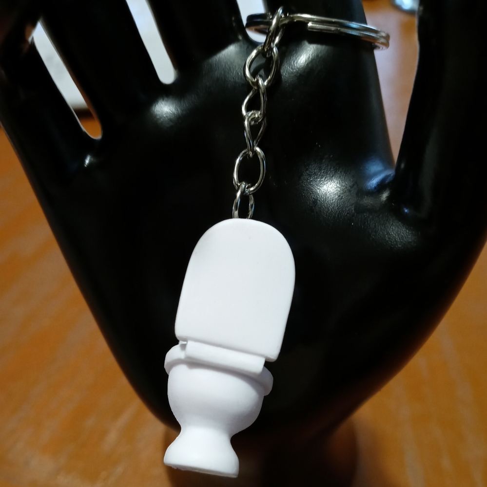 2/$15 Cat Keychain - Picture 4 of 5